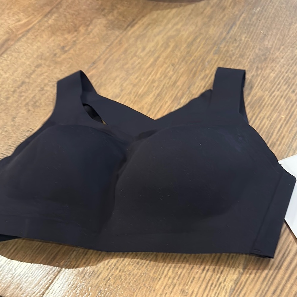 Lululemon Black Sports Bra with Wide Straps